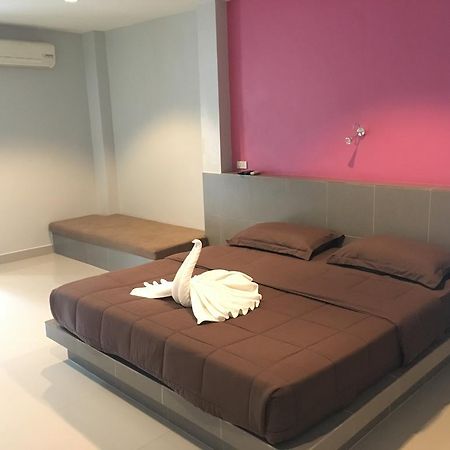 P.F Mansion Otel Chaweng Plajı Dış mekan fotoğraf