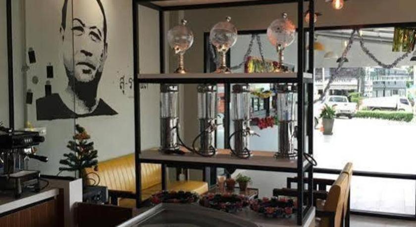 P.F Mansion Otel Chaweng Plajı Dış mekan fotoğraf