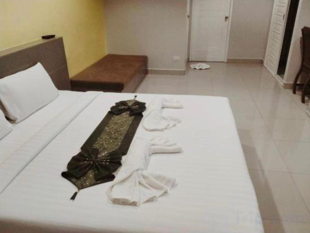 P.F Mansion Otel Chaweng Plajı Dış mekan fotoğraf