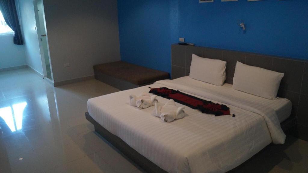 P.F Mansion Otel Chaweng Plajı Dış mekan fotoğraf